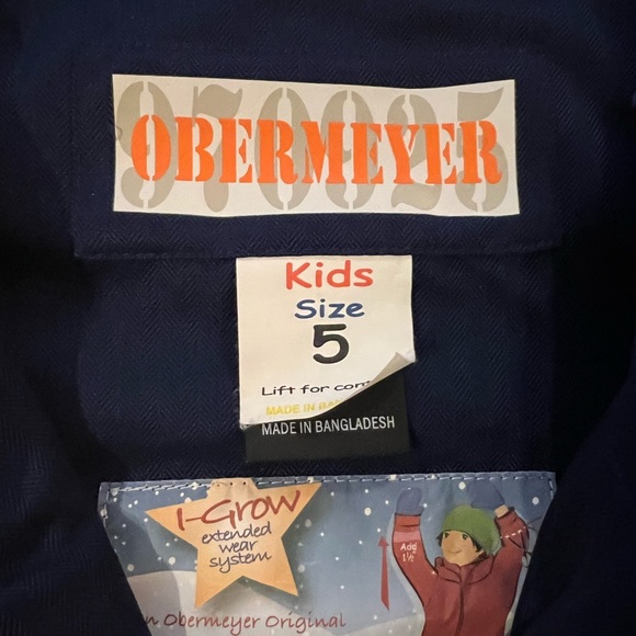New without tags kids size 5 Obermeyer snow suit. - Picture 2 of 4